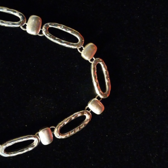 Silver tone paper clip chain with accent beads. Very fancy! - Picture 2 of 3